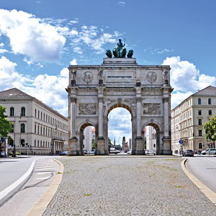 Leopoldstraße und Siegestor München